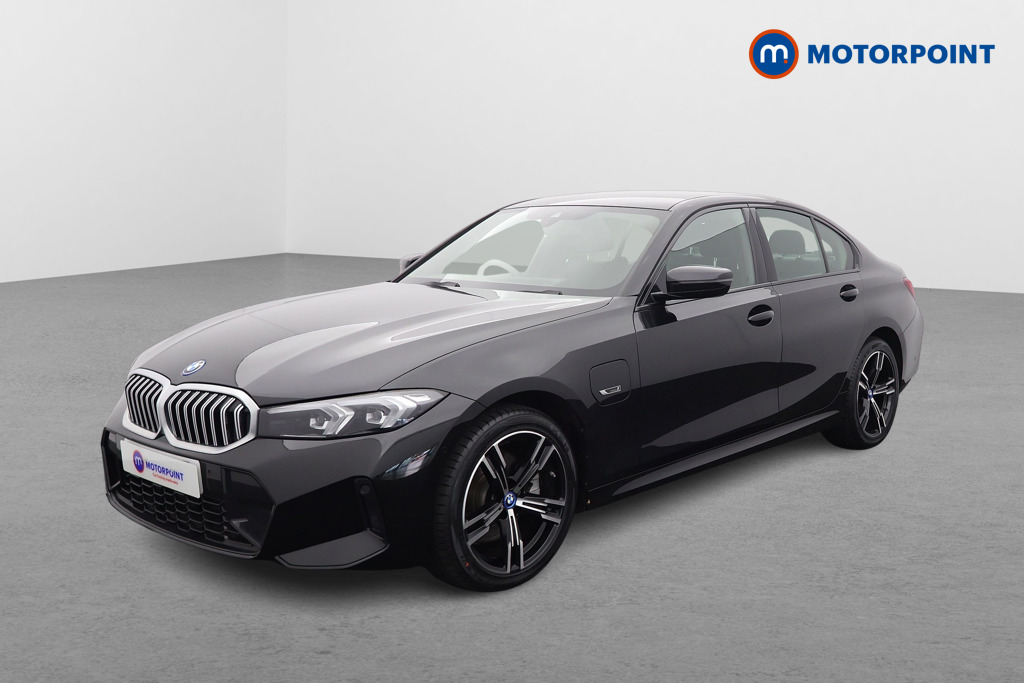 BMW 3 Series M Sport Automatic Petrol Plug-In Hybrid Saloon - Stock Number (1575299) - Passenger side front corner