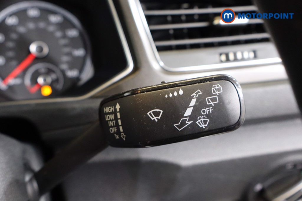 Volkswagen T-Roc SE Manual Diesel SUV - Stock Number (1576637) - 16th supplementary image