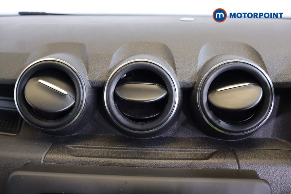 Dacia Duster Comfort Manual Diesel SUV - Stock Number (1576716) - 4th supplementary image