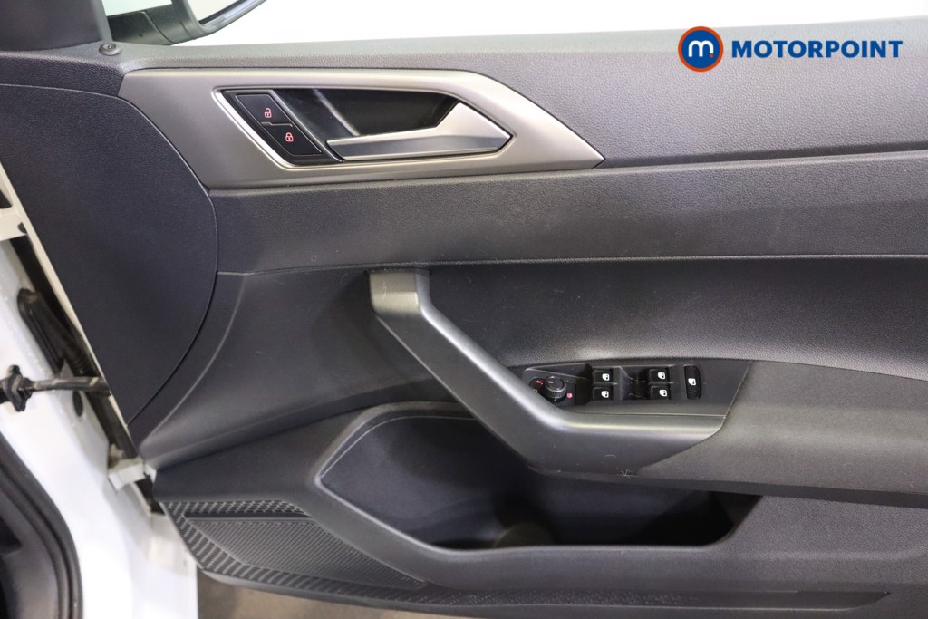 Volkswagen Polo Match Manual Petrol Hatchback - Stock Number (1576970) - 9th supplementary image