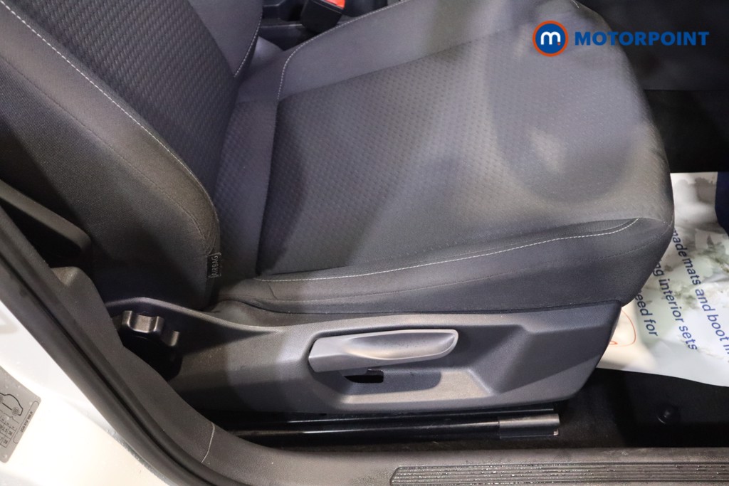Volkswagen Polo Match Manual Petrol Hatchback - Stock Number (1576970) - 16th supplementary image