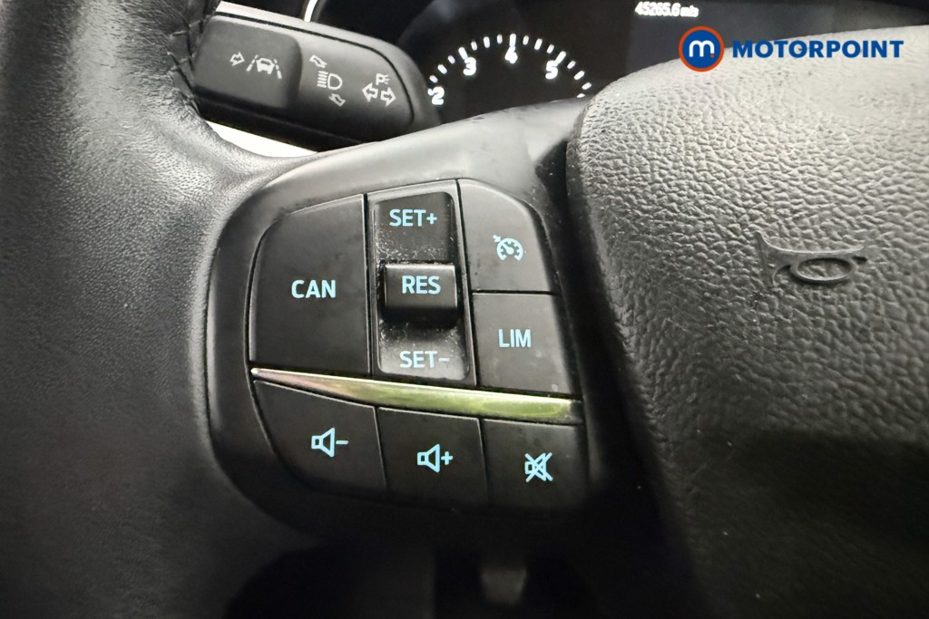 Ford Focus Active Manual Petrol Hatchback - Stock Number (1577080) - 14th supplementary image
