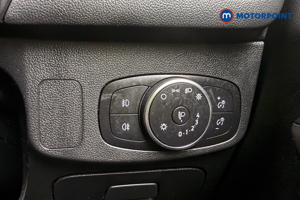 Ford Focus Active Manual Petrol Hatchback - Stock Number (1577080) - 17th supplementary image