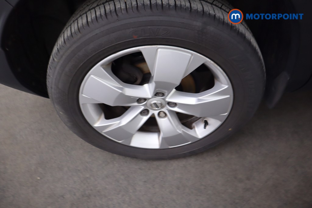 Volvo Xc40 Momentum Manual Petrol SUV - Stock Number (1577609) - 29th supplementary image