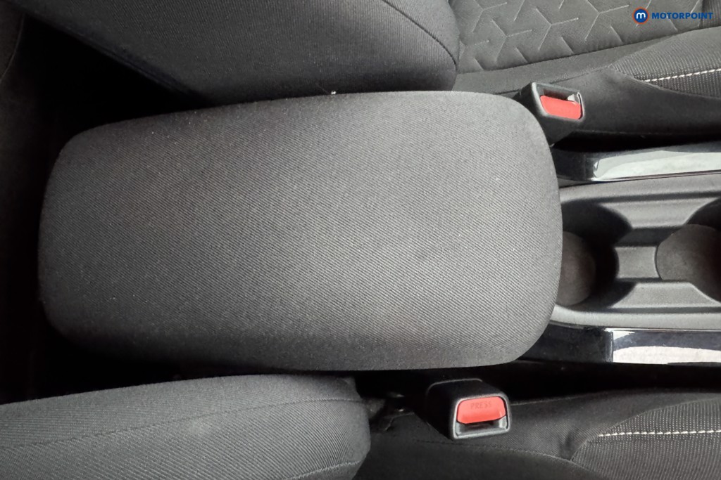 Toyota Corolla Design Automatic Petrol-Electric Hybrid Hatchback - Stock Number (1578215) - 13th supplementary image