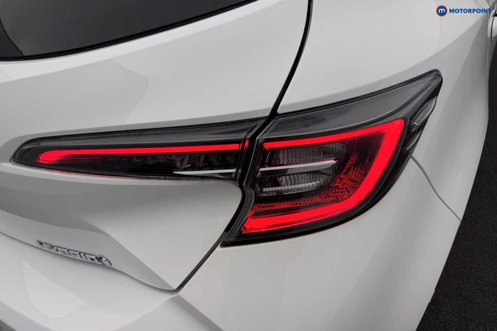 Toyota Corolla Design Automatic Petrol-Electric Hybrid Hatchback - Stock Number (1578215) - 30th supplementary image