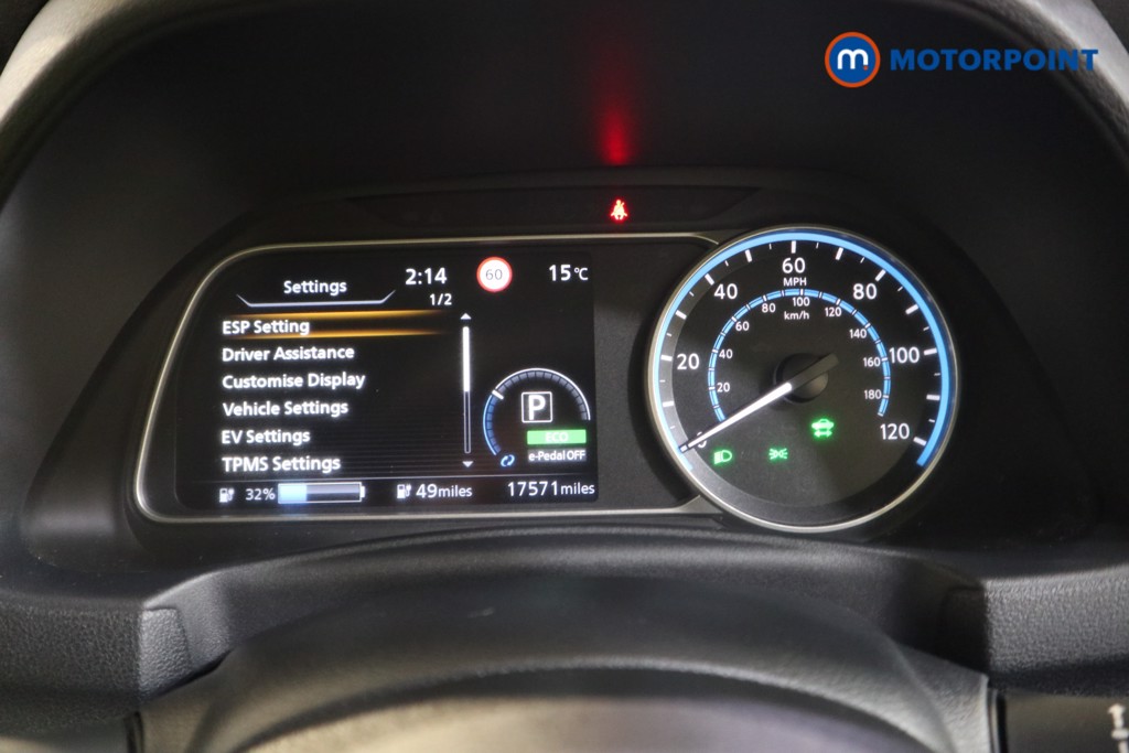 Nissan Leaf N-Connecta Automatic Electric Hatchback - Stock Number (1578426) - 5th supplementary image