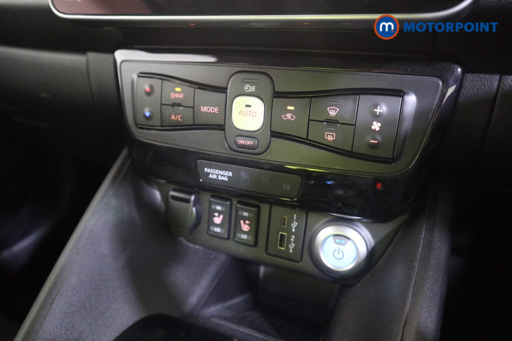 Nissan Leaf N-Connecta Automatic Electric Hatchback - Stock Number (1578426) - 7th supplementary image