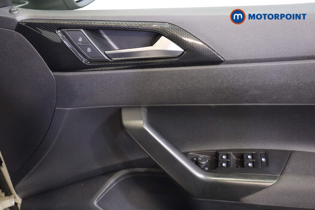 Volkswagen Taigo Life Manual Petrol SUV - Stock Number (1579146) - 9th supplementary image