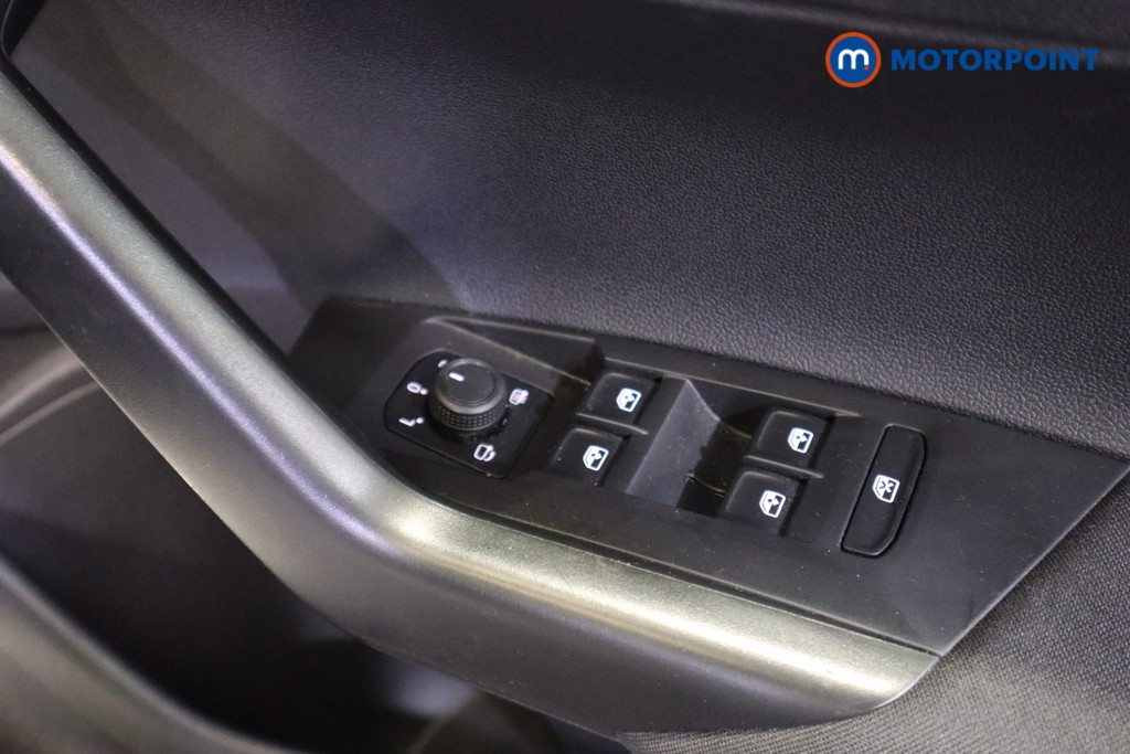 Volkswagen Taigo Life Manual Petrol SUV - Stock Number (1579146) - 10th supplementary image