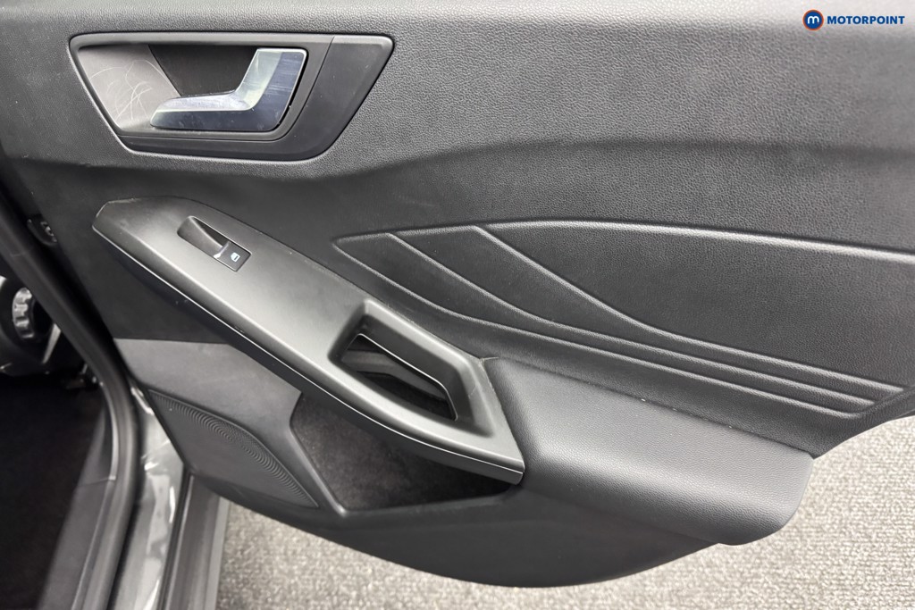 Ford Focus Titanium Manual Petrol Hatchback - Stock Number (1579320) - 23rd supplementary image