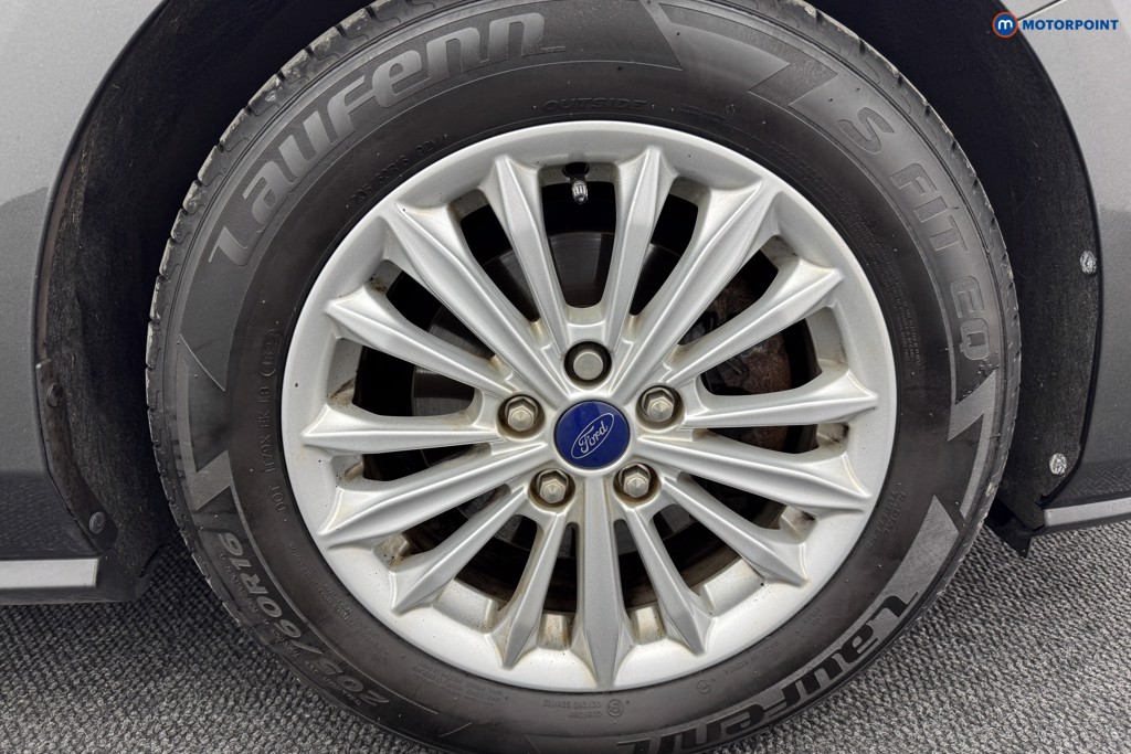 Ford Focus Titanium Manual Petrol Hatchback - Stock Number (1579320) - 32nd supplementary image