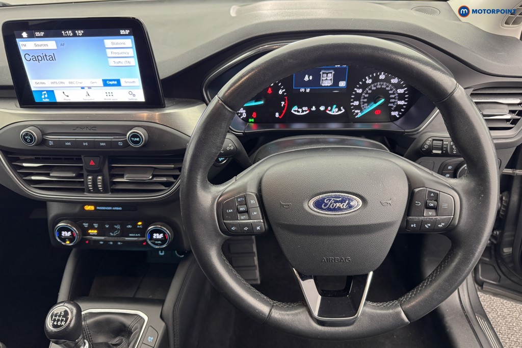 Ford Focus Titanium Manual Petrol Hatchback - Stock Number (1579320) - 1st supplementary image