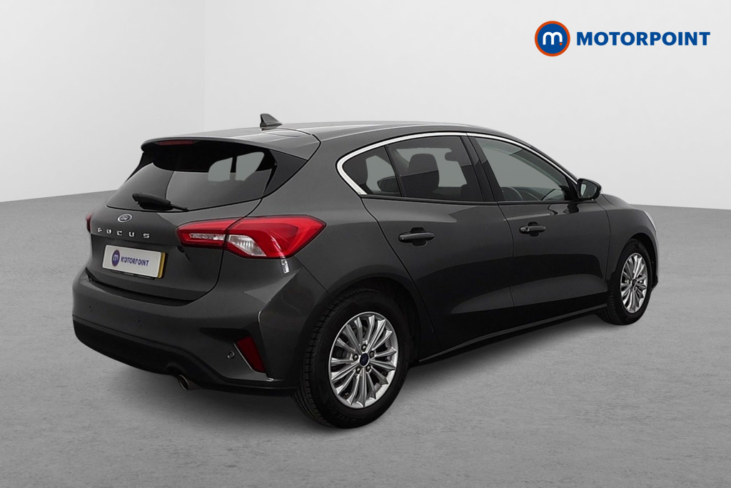 Ford Focus Titanium Manual Petrol Hatchback - Stock Number (1579320) - Drivers side rear corner