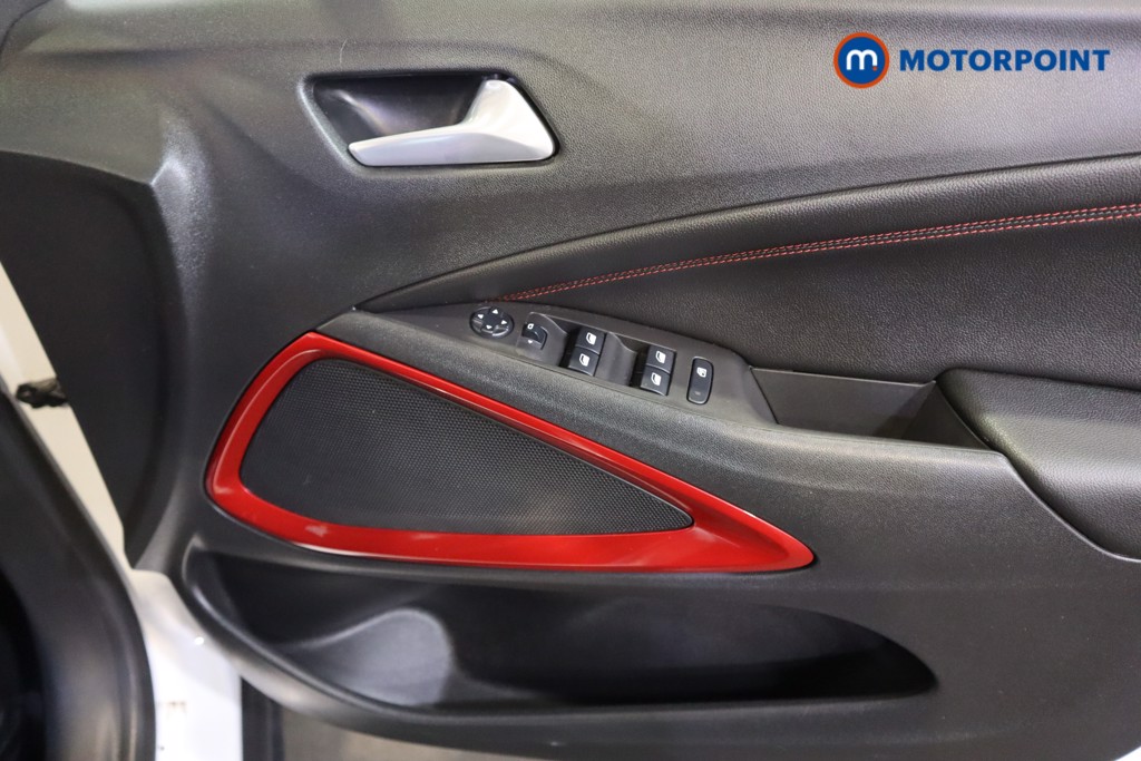 Vauxhall Crossland Sri Nav Manual Petrol SUV - Stock Number (1579530) - 9th supplementary image