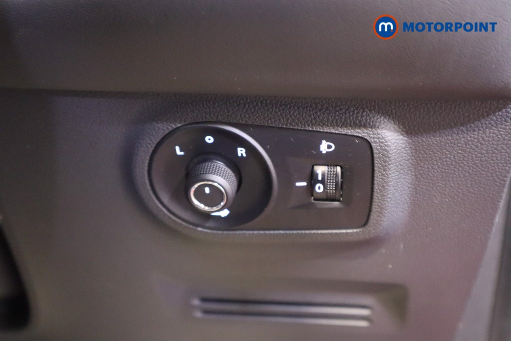 Mg Motor Uk ZS Exclusive Automatic Petrol SUV - Stock Number (1580061) - 12th supplementary image