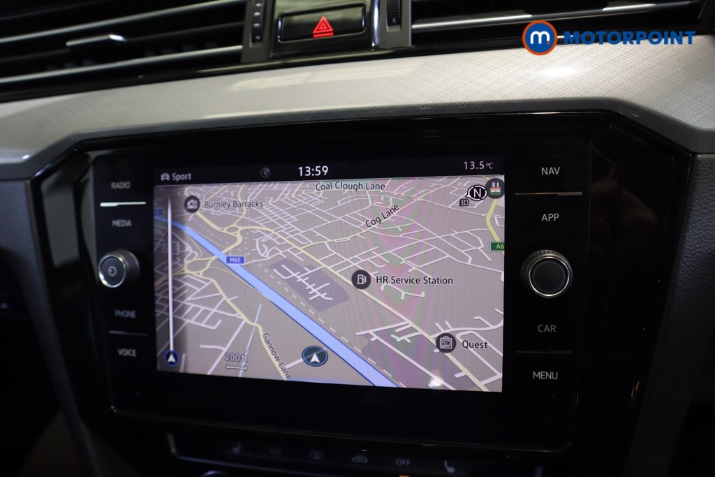 Volkswagen Passat SEL Automatic Diesel Estate - Stock Number (1580951) - 2nd supplementary image