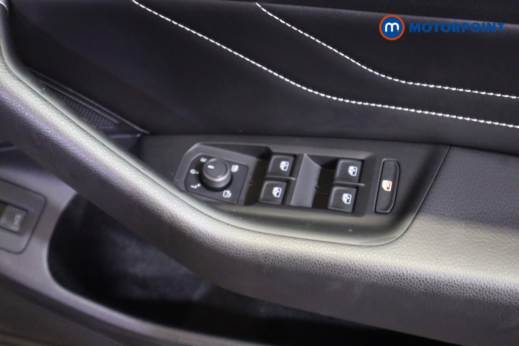 Volkswagen Passat SEL Automatic Diesel Estate - Stock Number (1580951) - 11th supplementary image