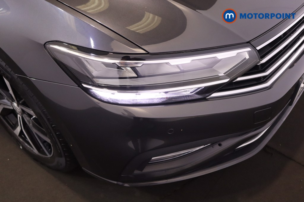 Volkswagen Passat SEL Automatic Diesel Estate - Stock Number (1580951) - 25th supplementary image