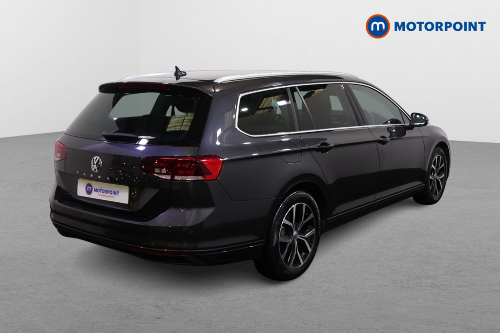 Volkswagen Passat SEL Automatic Diesel Estate - Stock Number (1580951) - Drivers side rear corner