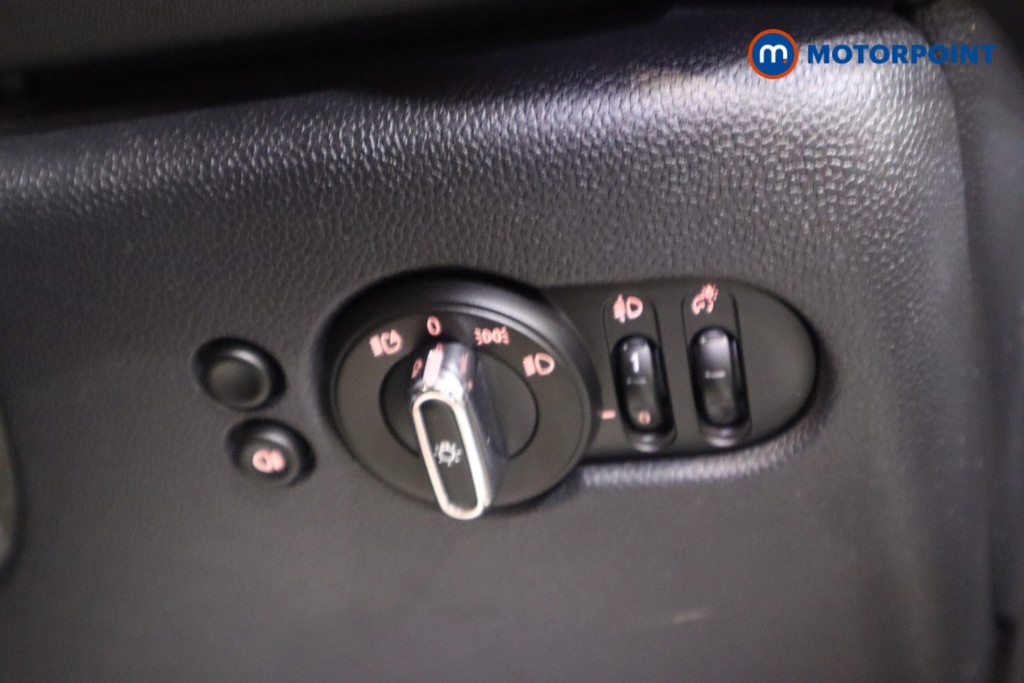 Mini Hatchback Cooper S Level 1 Automatic Electric Hatchback - Stock Number (1580956) - 12th supplementary image