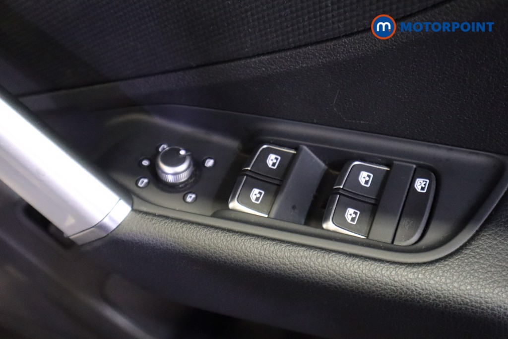 Audi Q2 S Line Manual Petrol SUV - Stock Number (1580997) - 10th supplementary image