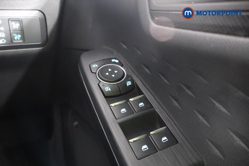 Ford Kuga St-Line Automatic Diesel SUV - Stock Number (1581191) - 12th supplementary image
