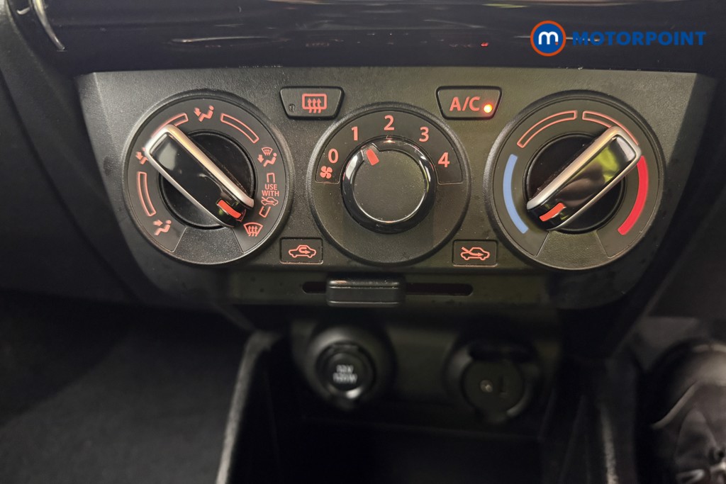 Suzuki Swift Sz-L Manual Petrol Hatchback - Stock Number (1581231) - 23rd supplementary image