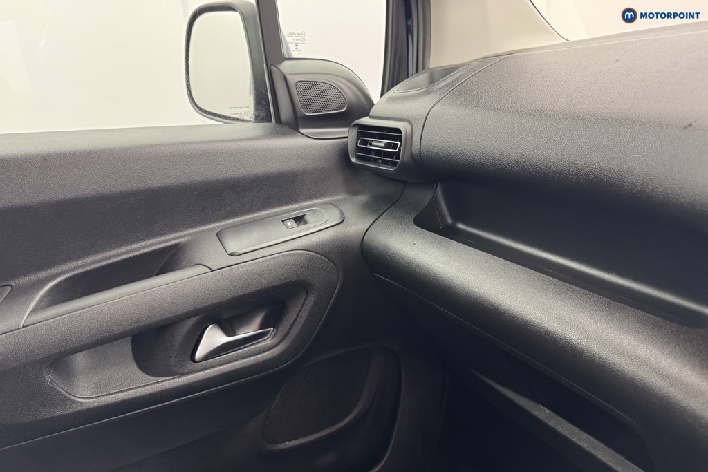 Vauxhall Combo Life SE Automatic Petrol People Carrier - Stock Number (1581499) - 22nd supplementary image