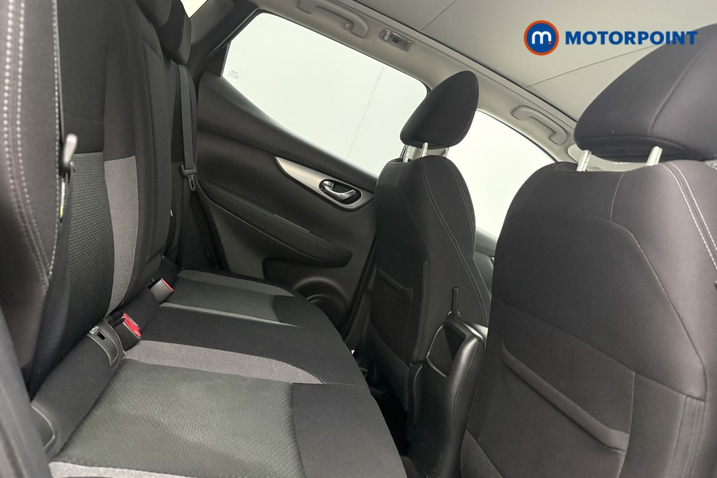 Nissan Qashqai N-Connecta Manual Petrol SUV - Stock Number (1581816) - 10th supplementary image
