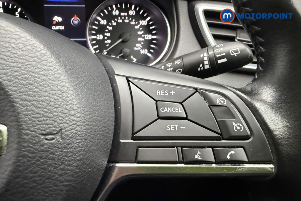 Nissan Qashqai N-Connecta Manual Petrol SUV - Stock Number (1581816) - 16th supplementary image