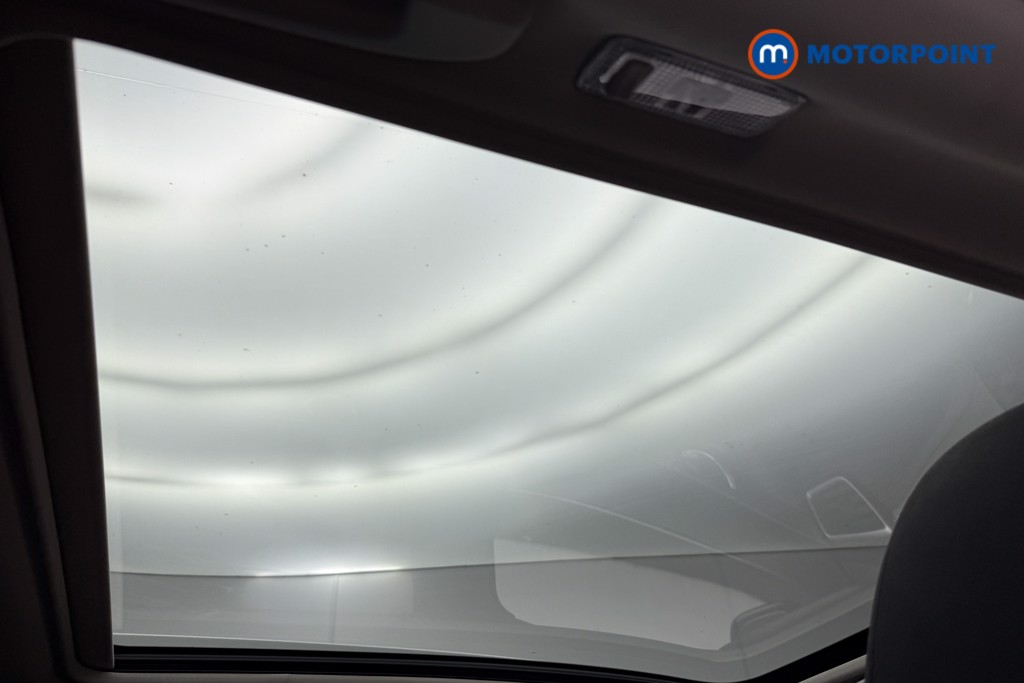 Nissan Qashqai N-Connecta Manual Petrol SUV - Stock Number (1581816) - 22nd supplementary image