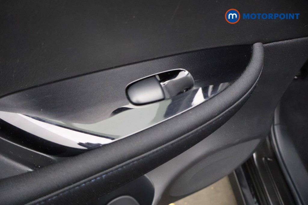 Nissan Leaf N-Connecta Automatic Electric Hatchback - Stock Number (1581936) - 32nd supplementary image