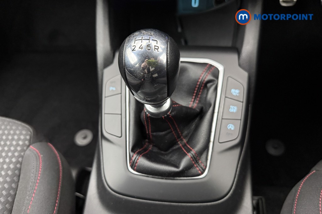 Ford Focus St-Line Edition Manual Petrol Hatchback - Stock Number (1582055) - 7th supplementary image