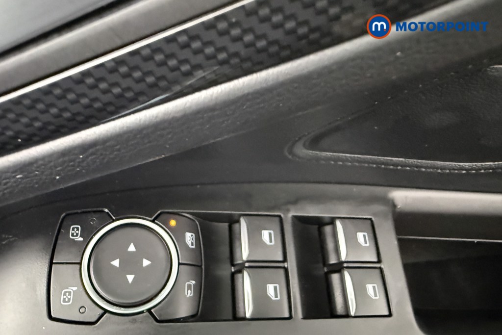 Ford Focus St-Line Edition Manual Petrol Hatchback - Stock Number (1582055) - 19th supplementary image