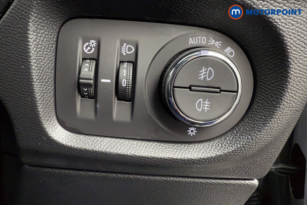 Vauxhall Corsa GS Manual Petrol Hatchback - Stock Number (1582174) - 15th supplementary image