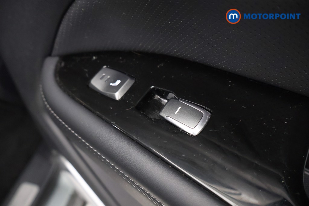 Ssangyong Rexton Ultimate Automatic Diesel SUV - Stock Number (1582329) - 34th supplementary image