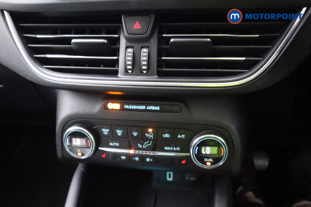 Ford Focus Active X Manual Petrol Hatchback - Stock Number (1582403) - 3rd supplementary image