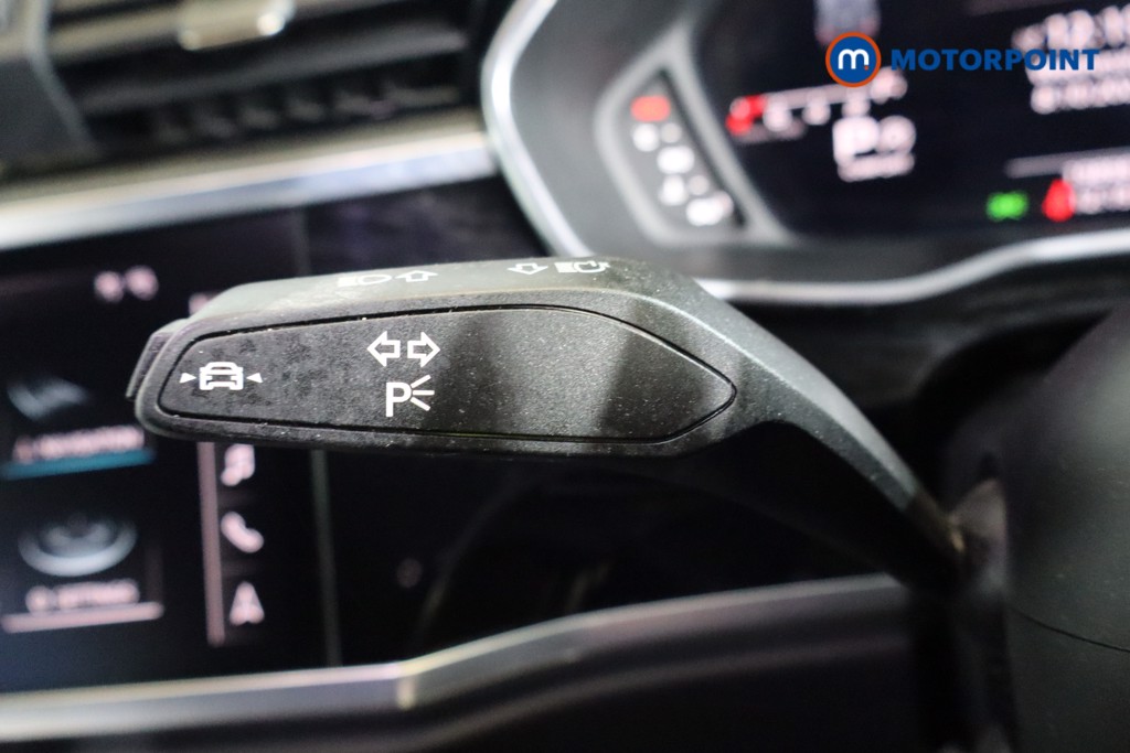 Audi Q3 Edition 1 Automatic Petrol SUV - Stock Number (1582579) - 15th supplementary image