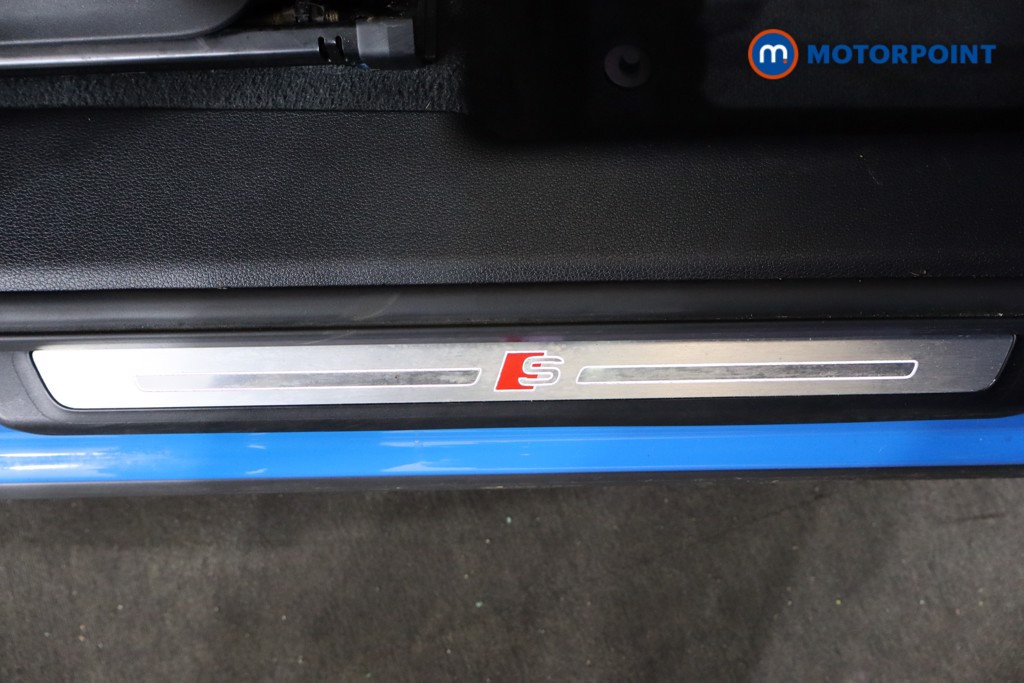 Audi Q3 Edition 1 Automatic Petrol SUV - Stock Number (1582579) - 21st supplementary image