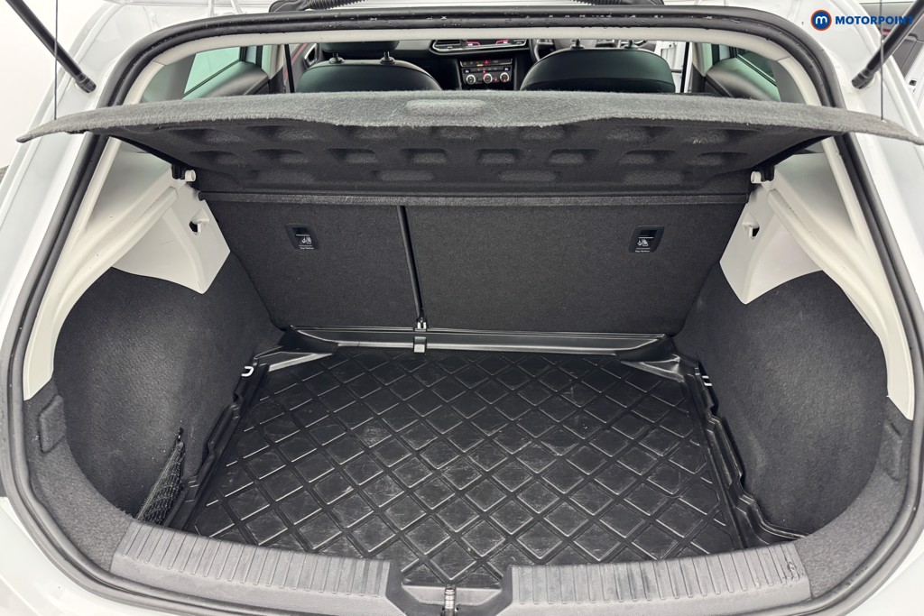 Seat Leon FR Manual Petrol Hatchback - Stock Number (1582664) - 3rd supplementary image