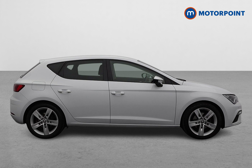 Seat Leon FR Manual Petrol Hatchback - Stock Number (1582664) - Drivers side