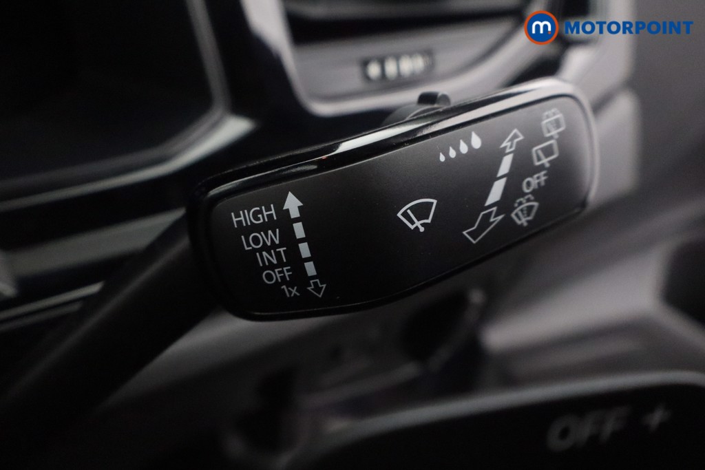 Volkswagen Polo Life Automatic Petrol Hatchback - Stock Number (1582780) - 16th supplementary image