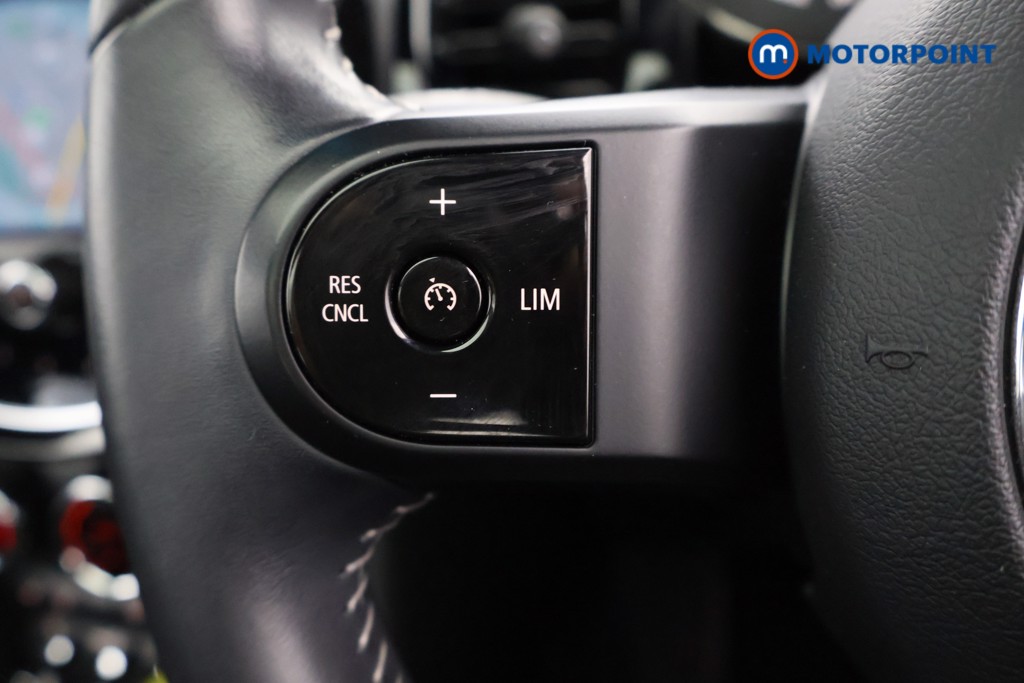 Mini Hatchback Cooper S Level 3 Automatic Electric Hatchback - Stock Number (1582791) - 2nd supplementary image