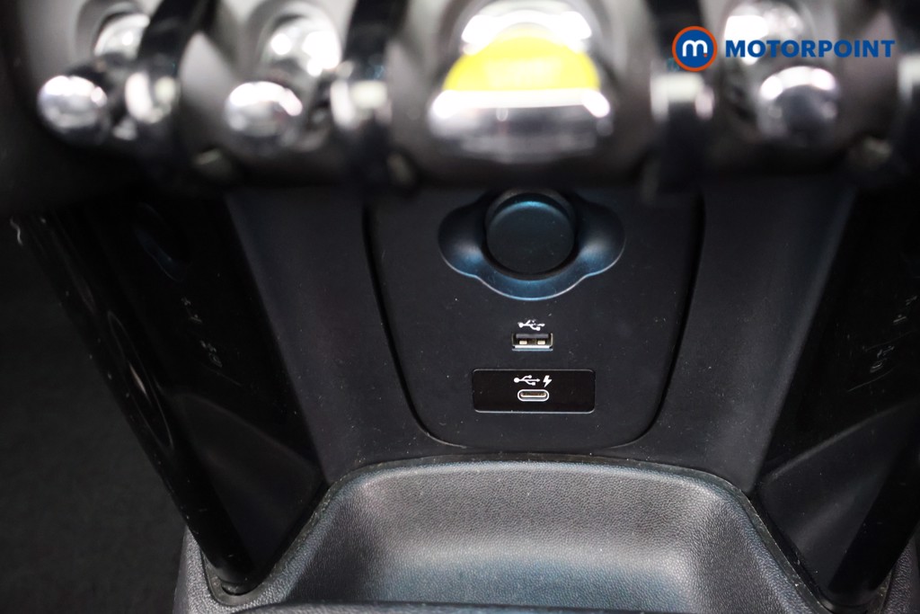 Mini Hatchback Cooper S Level 3 Automatic Electric Hatchback - Stock Number (1582791) - 13th supplementary image