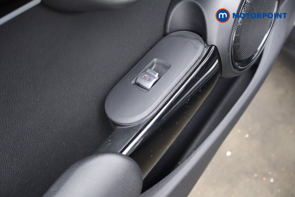 Mini Hatchback Cooper S Level 3 Automatic Electric Hatchback - Stock Number (1582791) - 41st supplementary image
