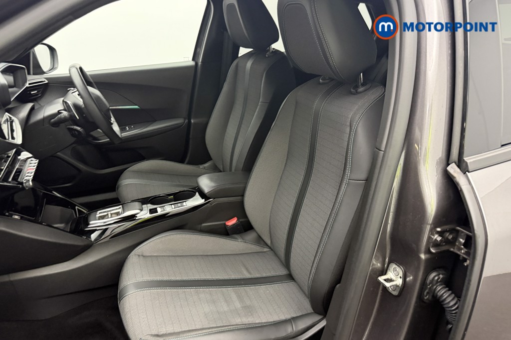 Peugeot 2008 Allure Premium-Plus Automatic Petrol SUV - Stock Number (1583186) - 2nd supplementary image