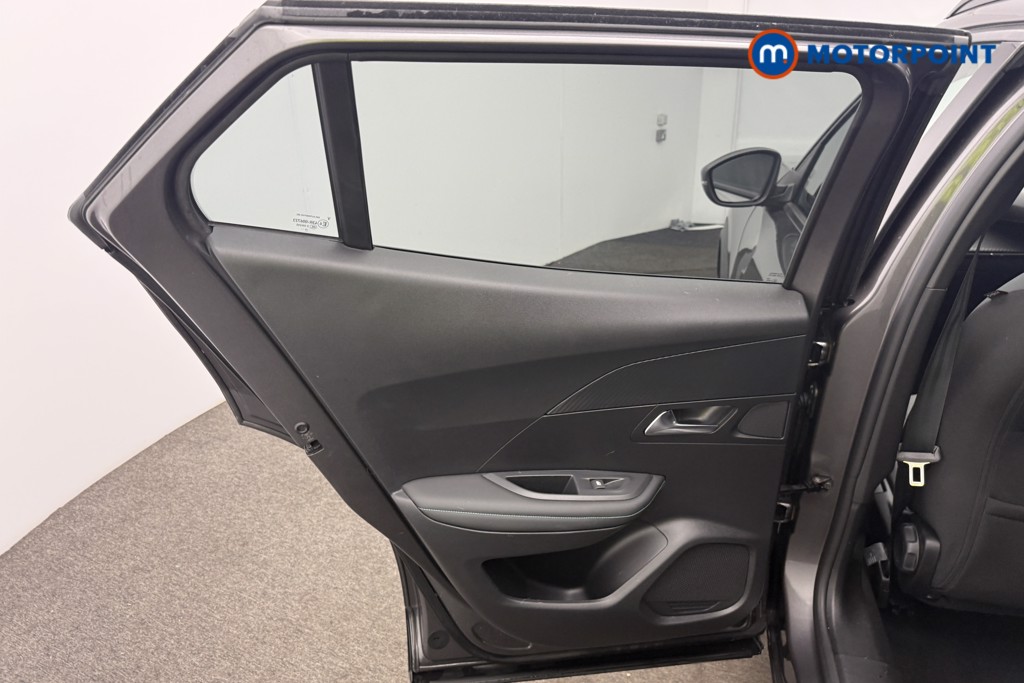 Peugeot 2008 Allure Premium-Plus Automatic Petrol SUV - Stock Number (1583186) - 6th supplementary image