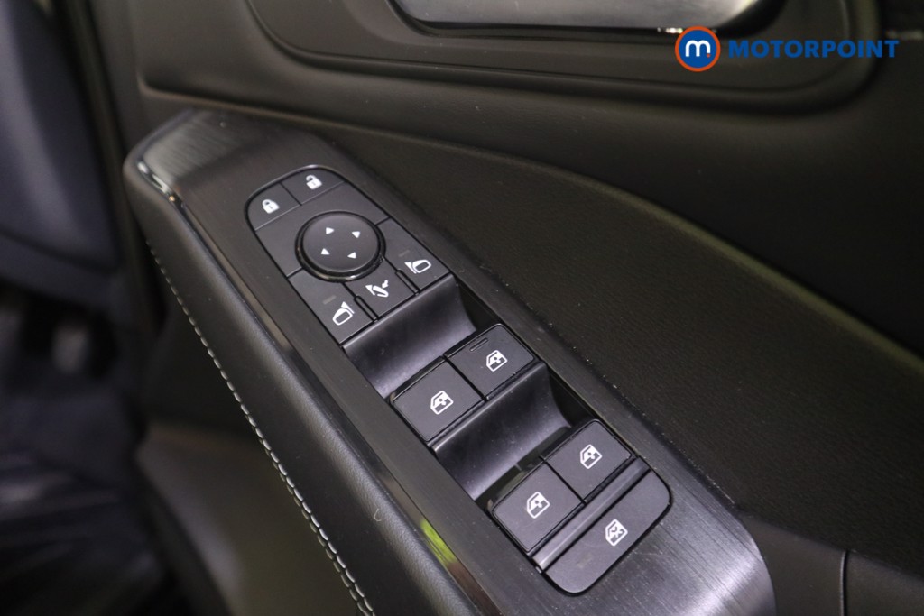 Nissan Qashqai N-Connecta Manual Petrol SUV - Stock Number (1583252) - 12th supplementary image