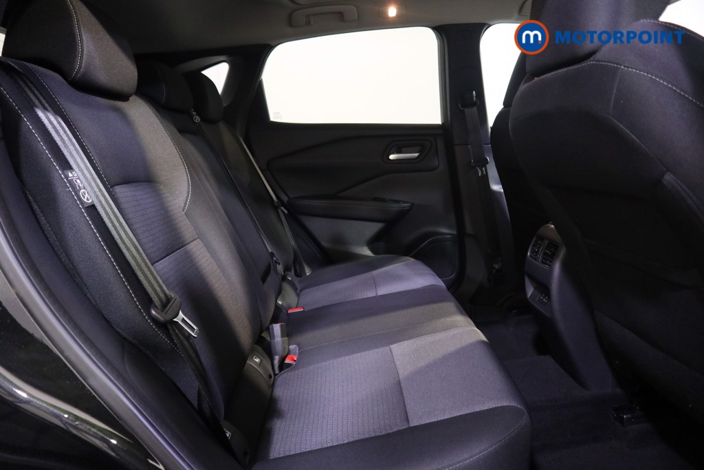 Nissan Qashqai N-Connecta Manual Petrol SUV - Stock Number (1583252) - 14th supplementary image